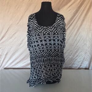 Westbound B&W Short Lattice Sleeve Tunic Top - 2X